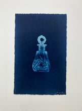 Load image into Gallery viewer, Perfume Bottle (2)
